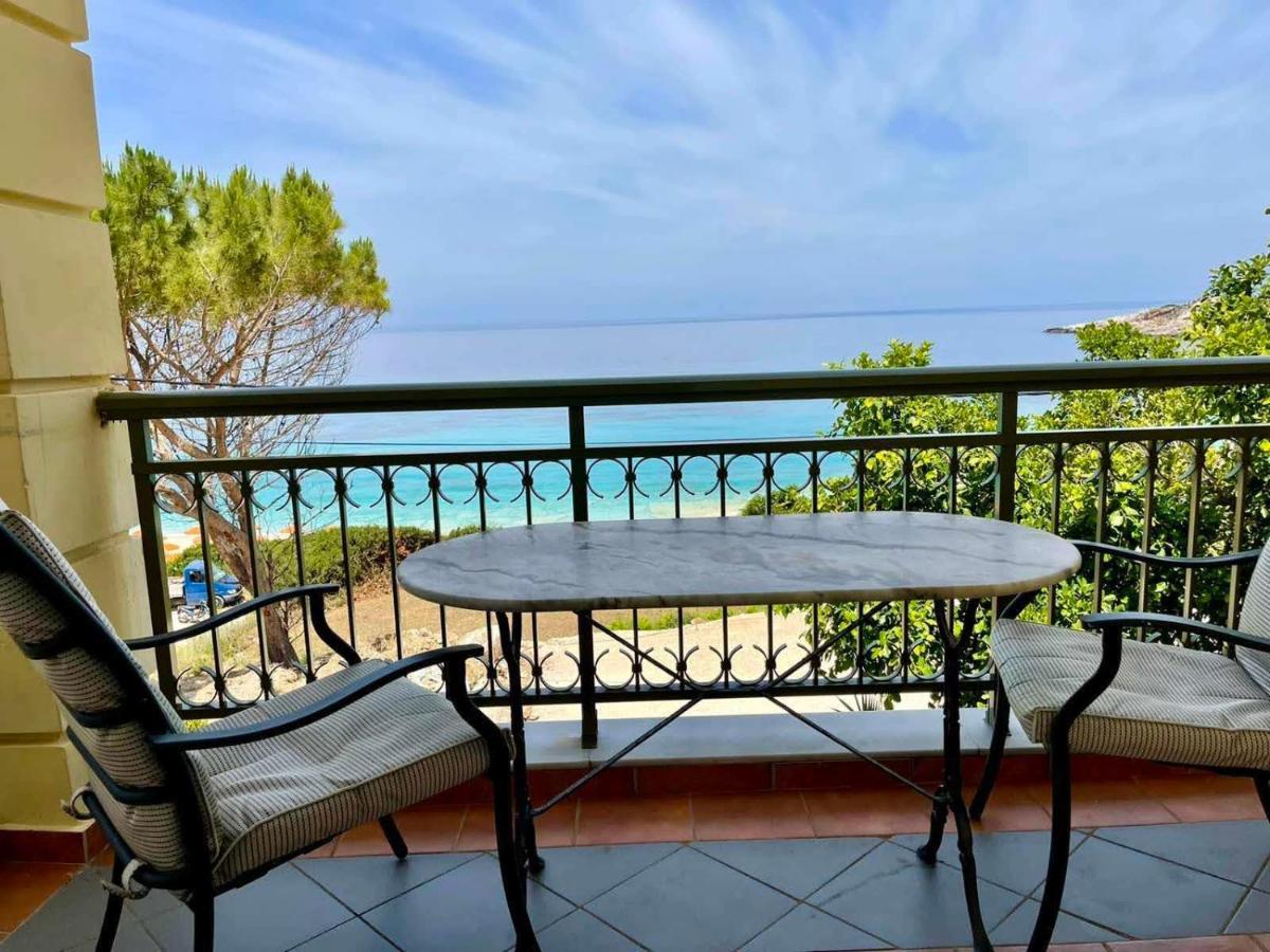 Petani Beach Suites Vóvikes エクステリア 写真