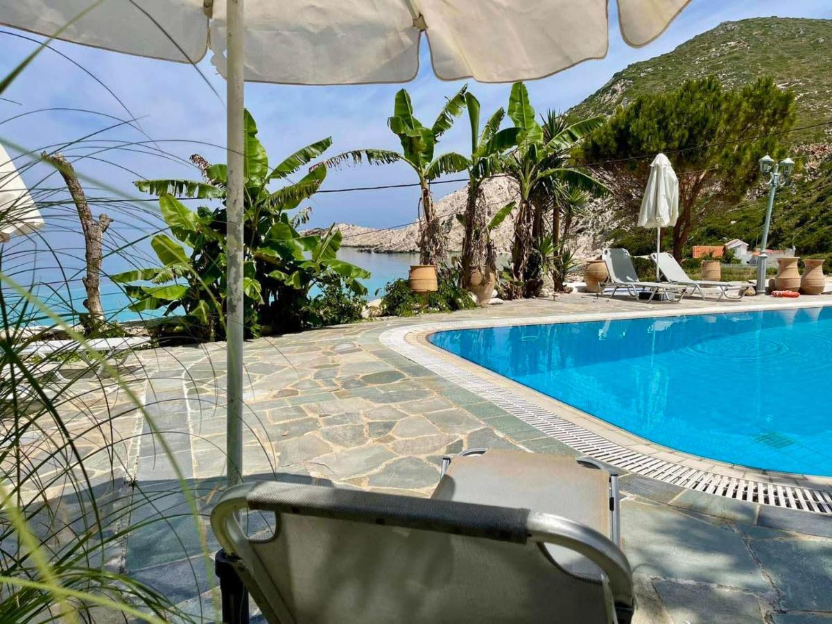 Petani Beach Suites Vóvikes エクステリア 写真