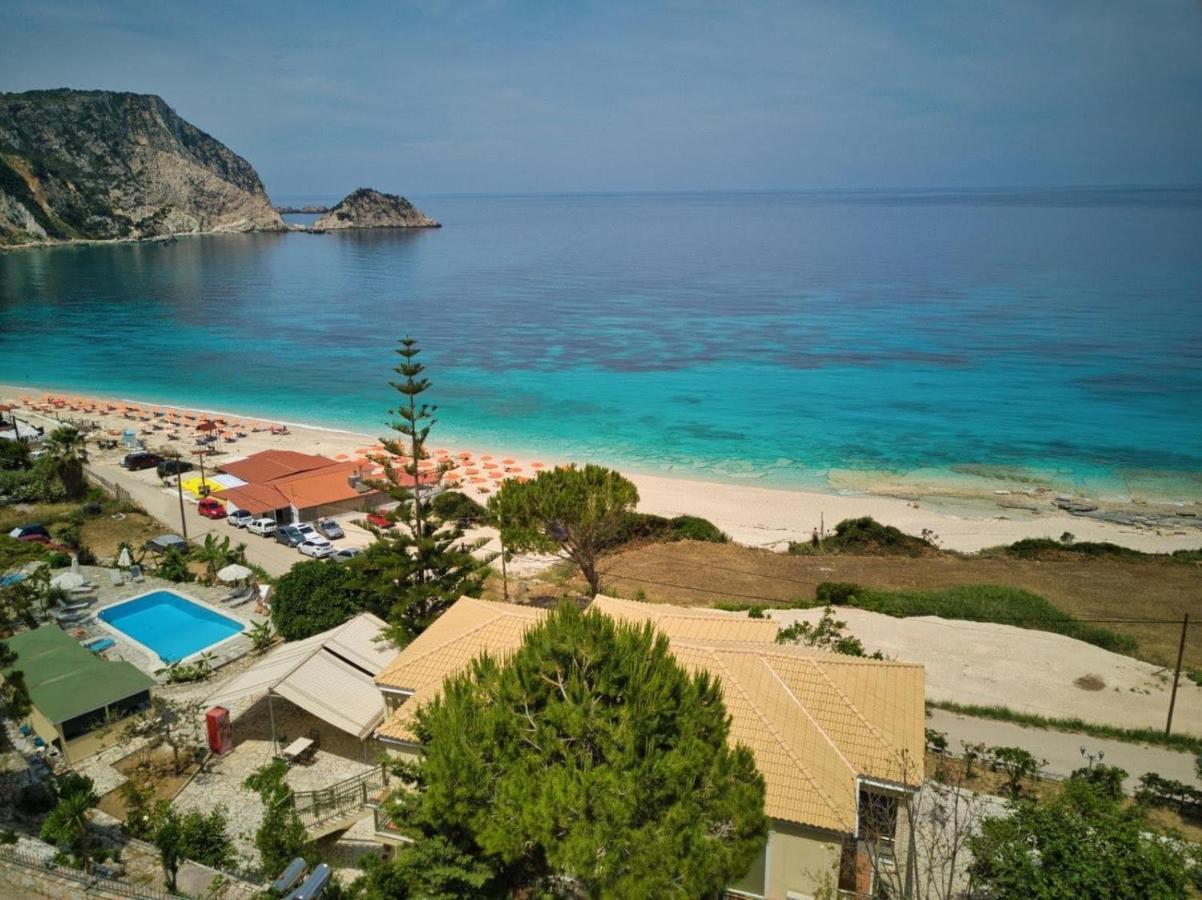 Petani Beach Suites Vóvikes エクステリア 写真